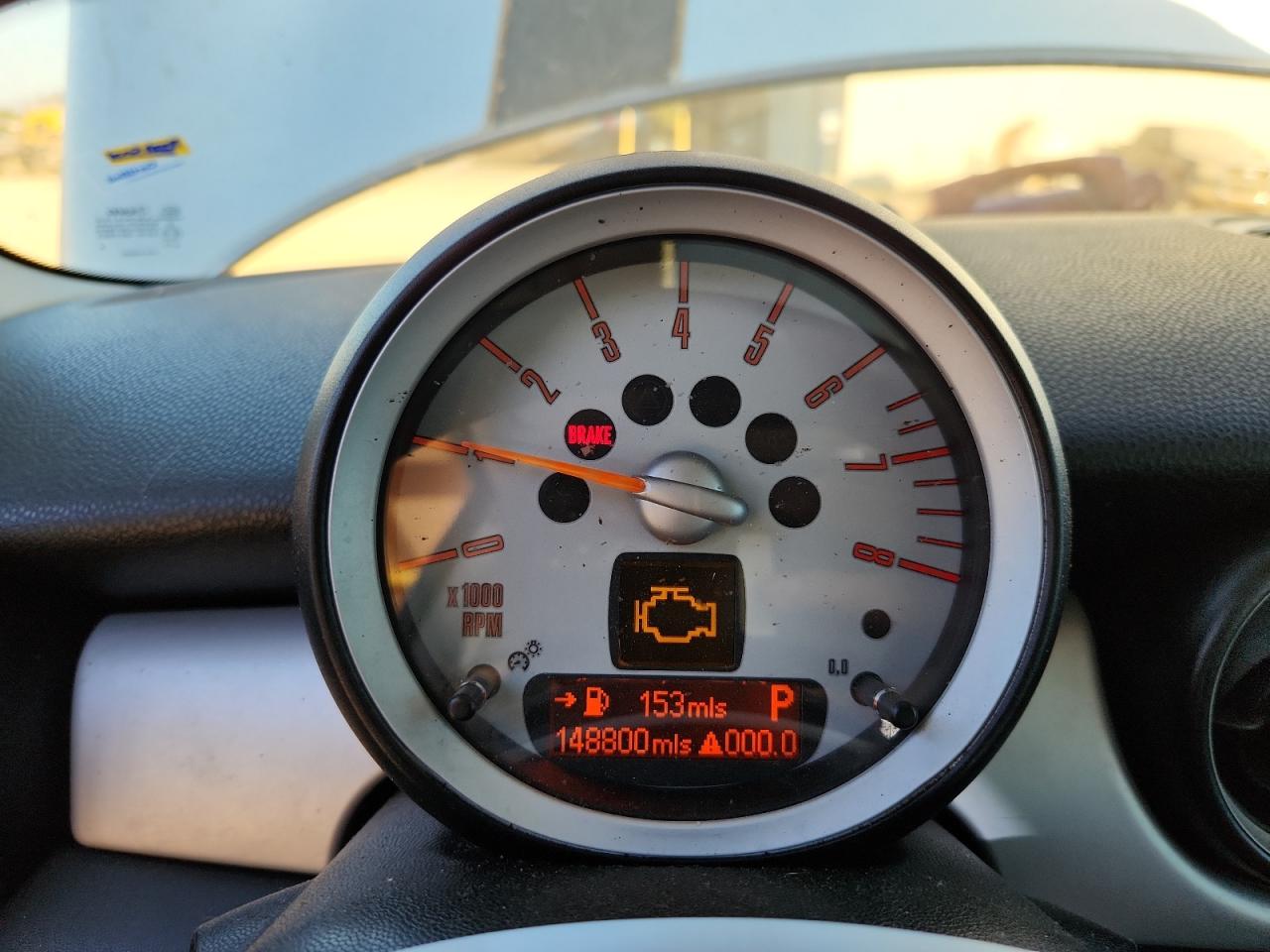 MINI Cooper Clubman Image 2