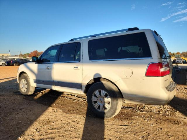 Lincoln Navigator L Image 3