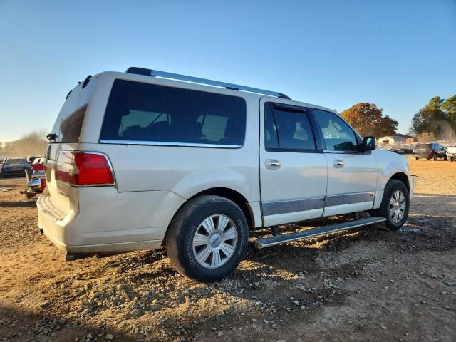 Lincoln Navigator L Image 12