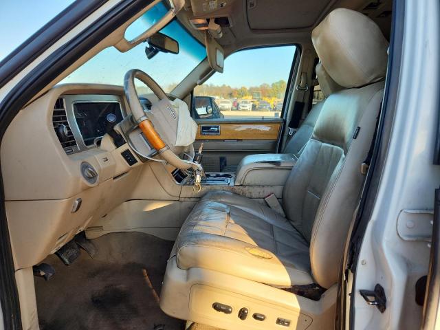 Lincoln Navigator L Image 9