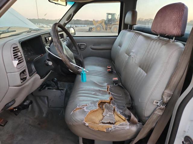 GMC Sierra K2500 Image 13