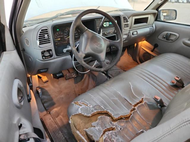 GMC Sierra K2500 Image 4