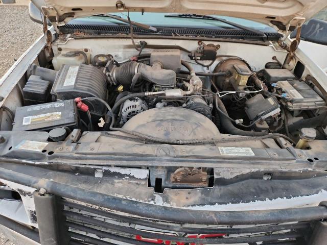 GMC Sierra K2500 Image 11