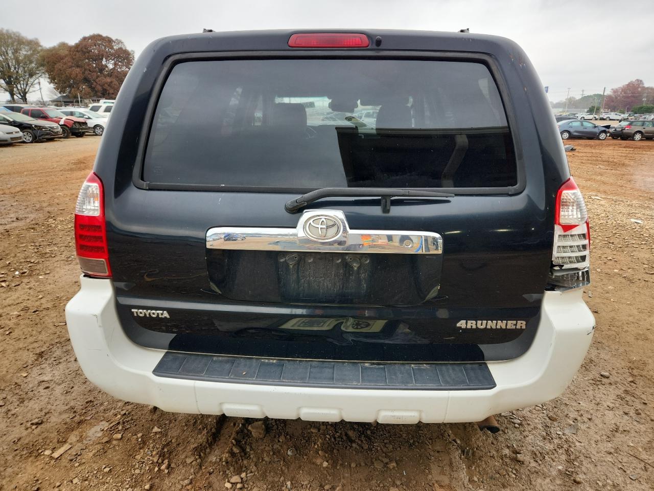 Toyota 4Runner Sr5 Image 6