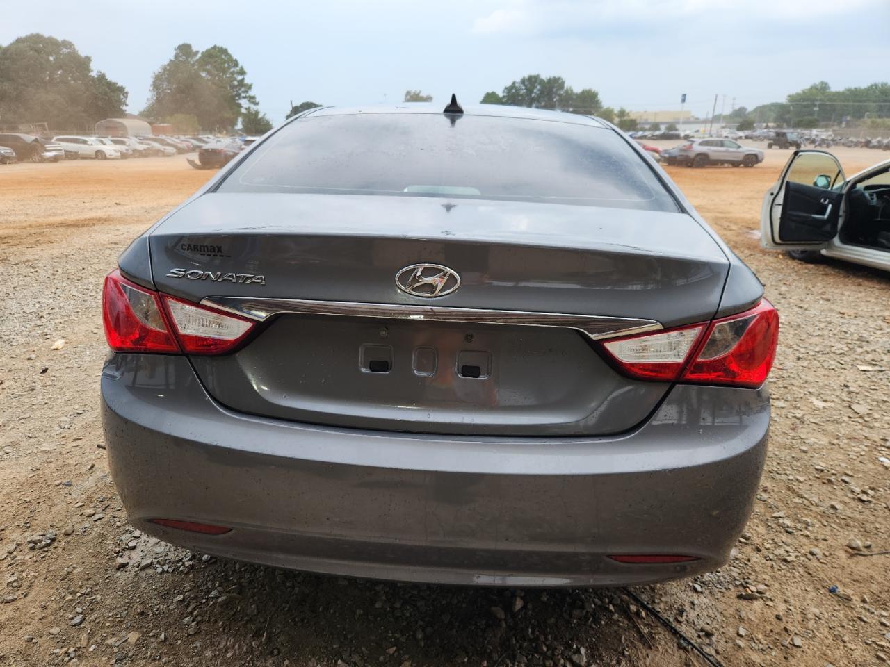 Hyundai SONATA Gls Image 3