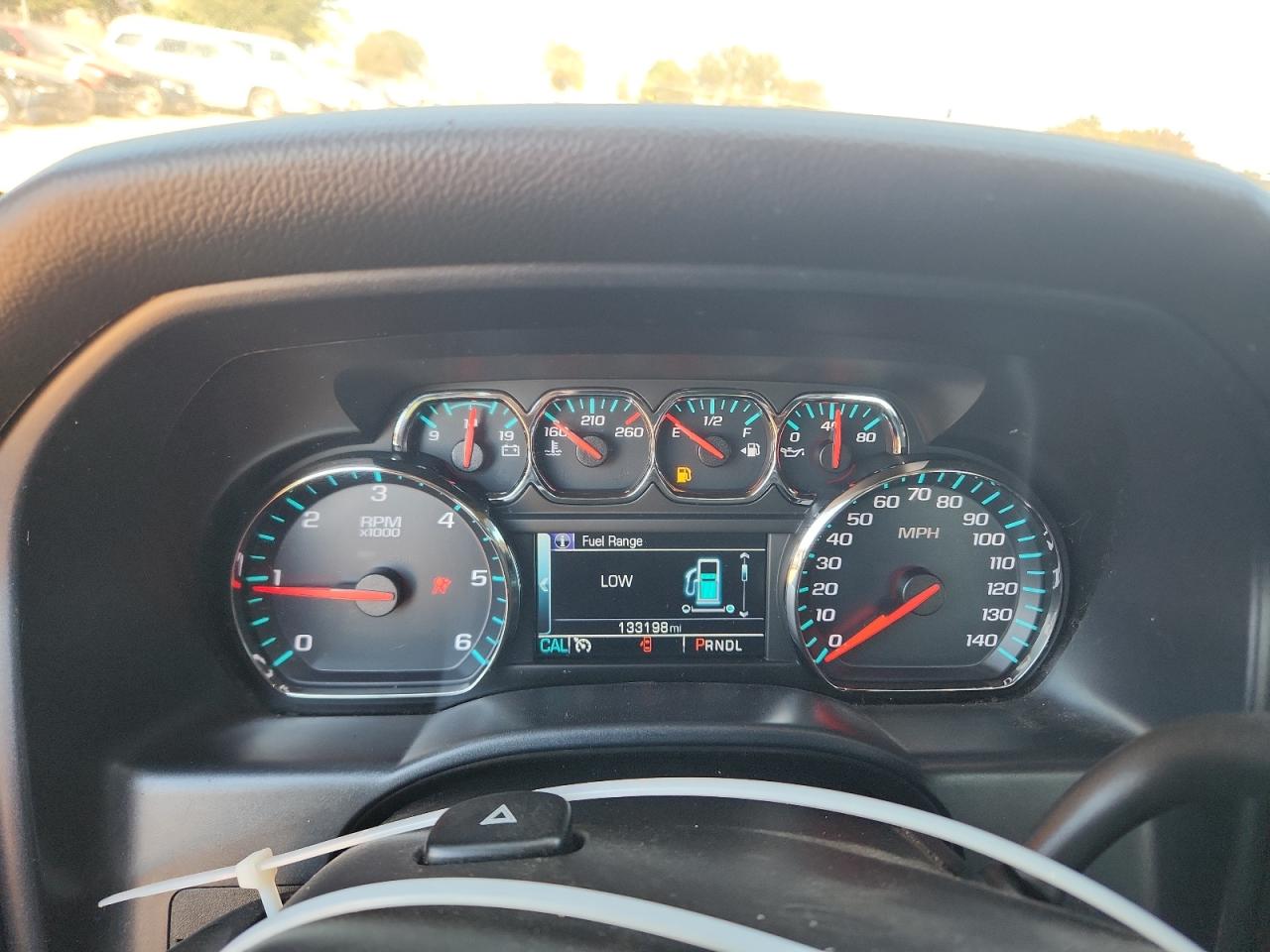 Chevrolet Silverado K1500 Lt Image 3