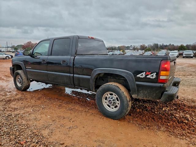 Chevrolet Silverado K2500 Heavy Duty Image 11