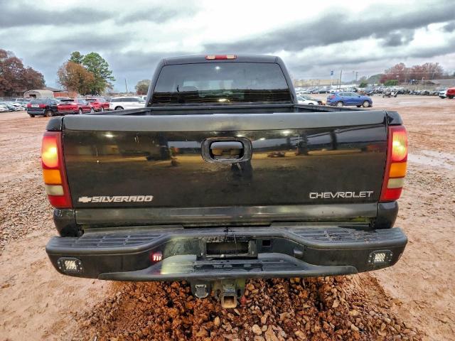 Chevrolet Silverado K2500 Heavy Duty Image 7