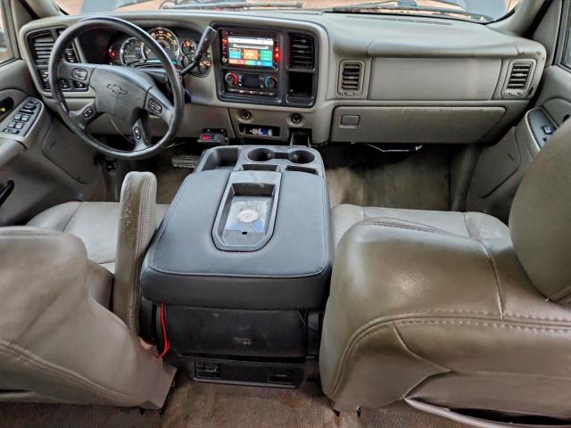 Chevrolet Silverado K2500 Heavy Duty Image 9