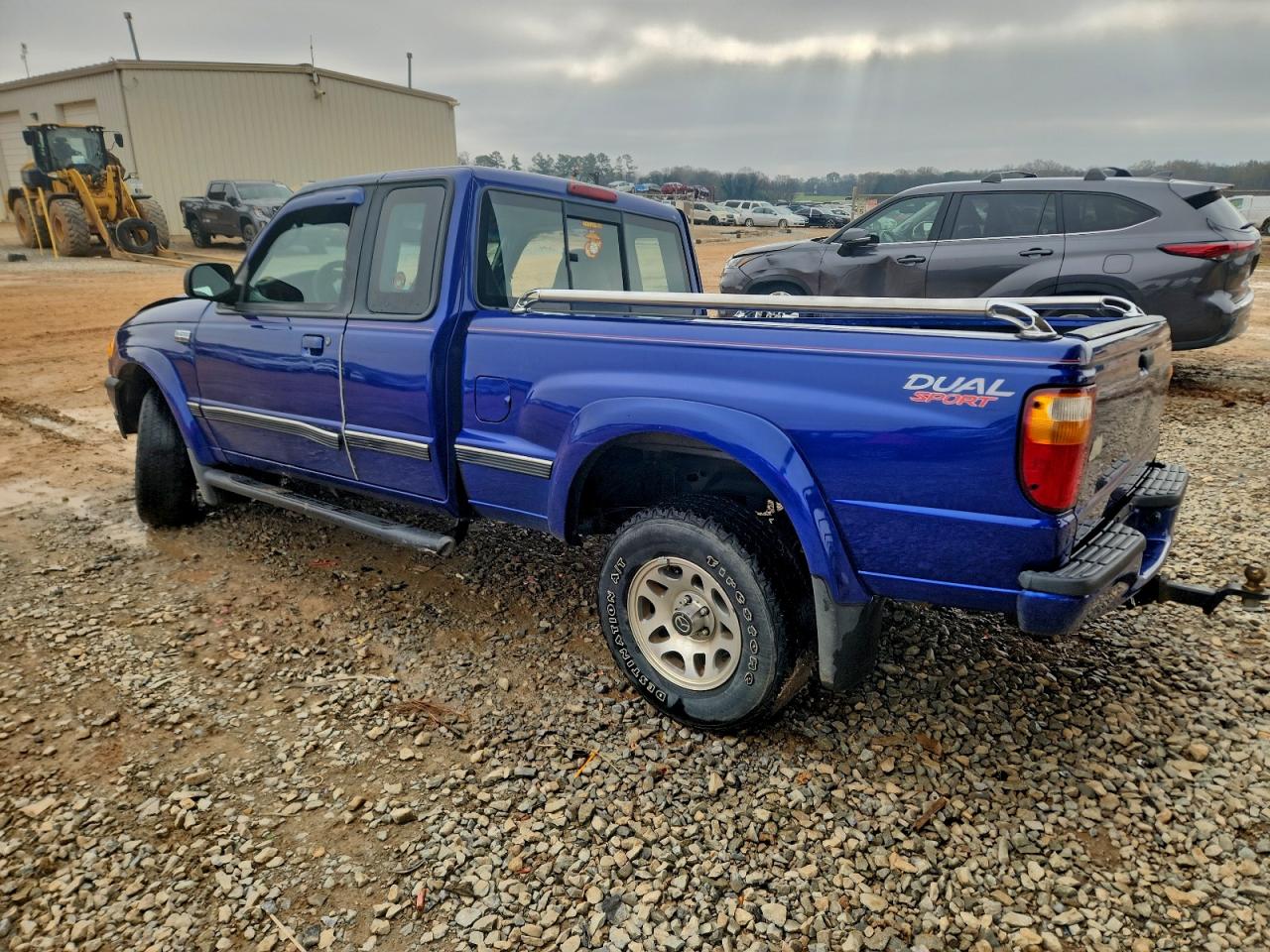 Mazda B Series Cab Plus Image 3