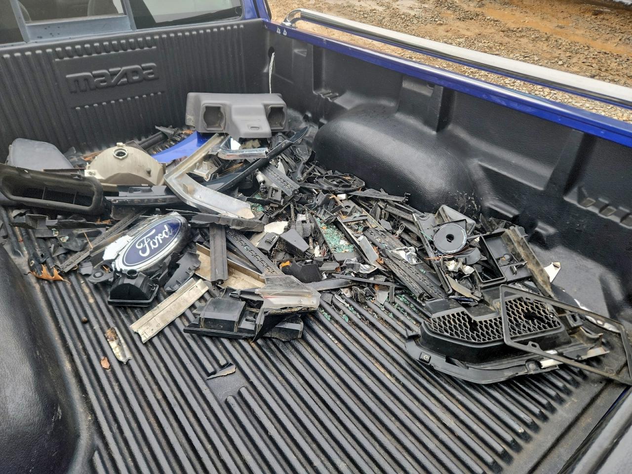 Mazda B Series Cab Plus Image 12