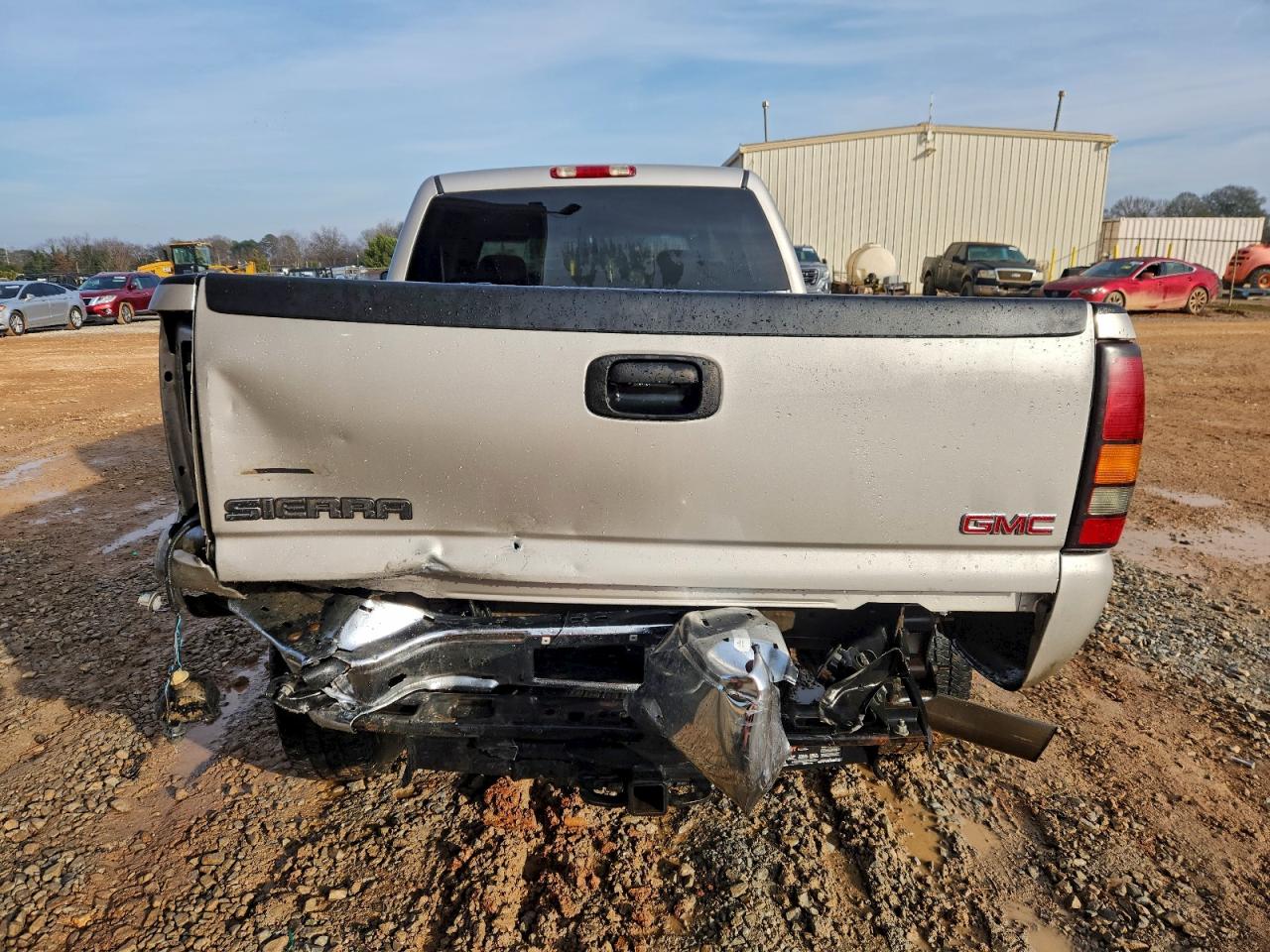 GMC Sierra K2500 Heavy Duty Image 9