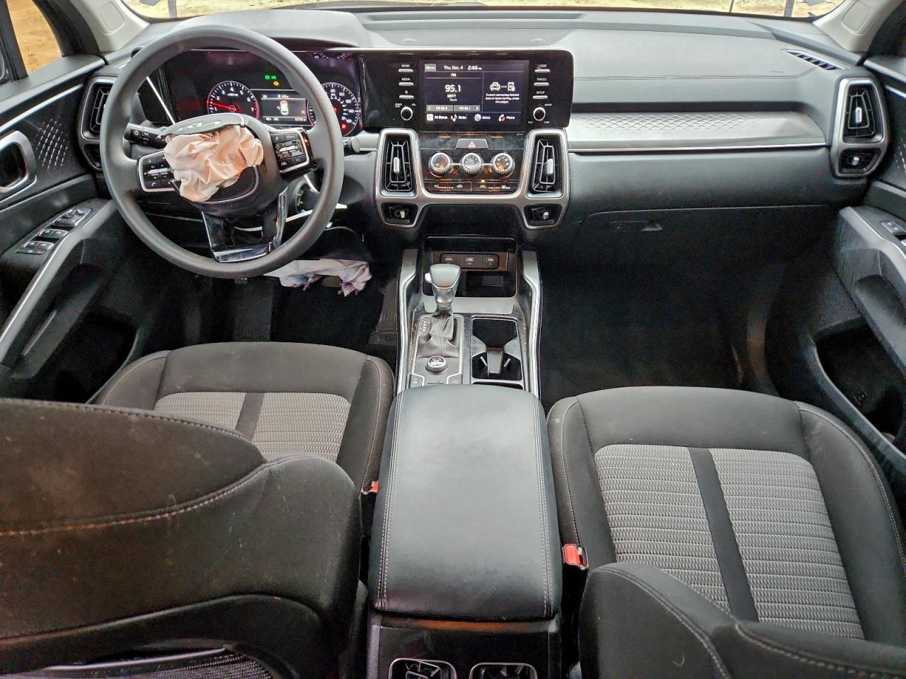Kia Sorento Lx Image 11