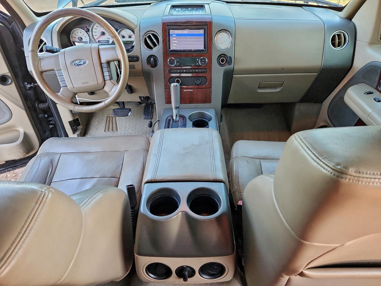 Ford F-150 Supercrew Image 6