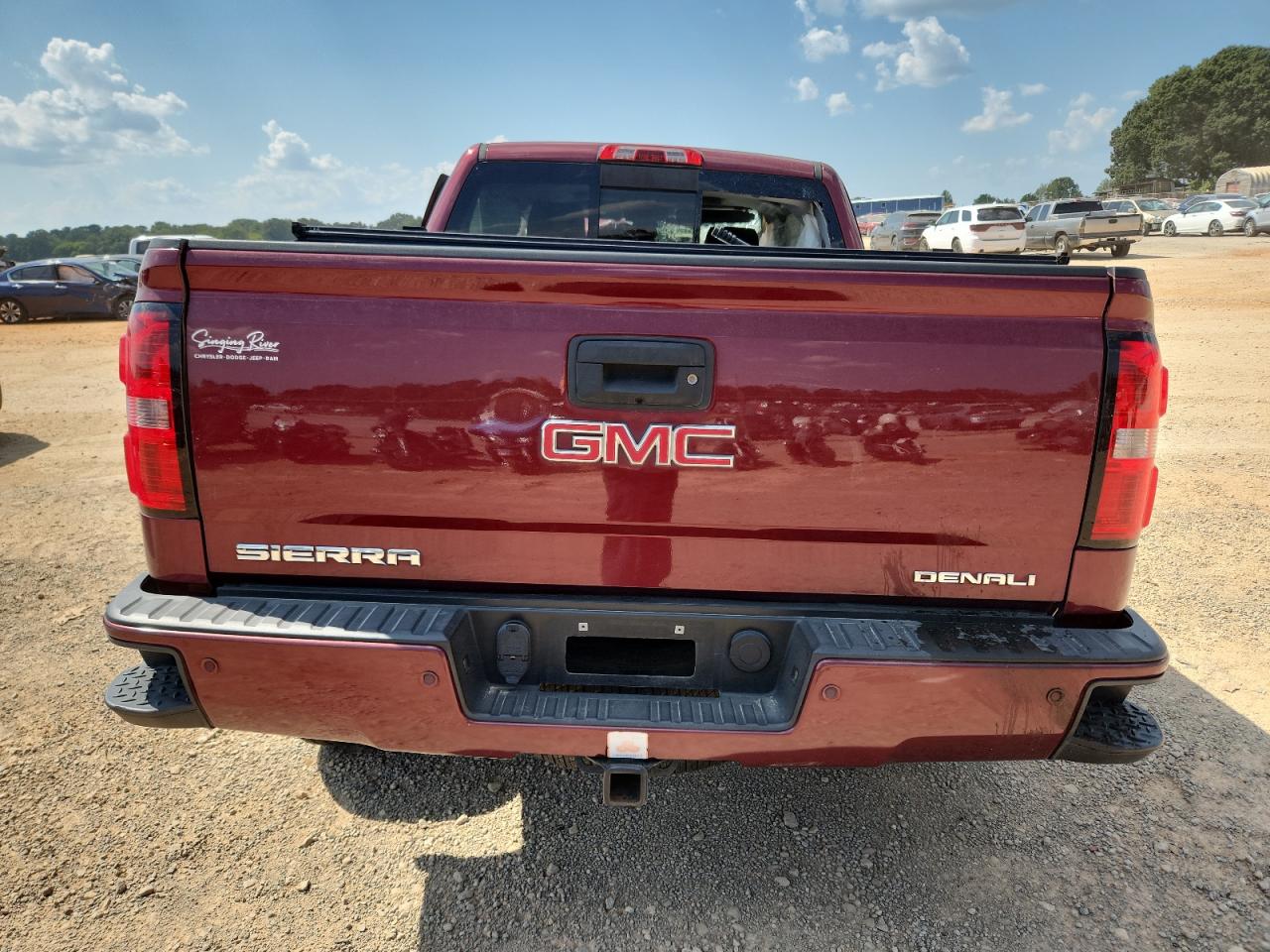 GMC Sierra K1500 Denali Image 4