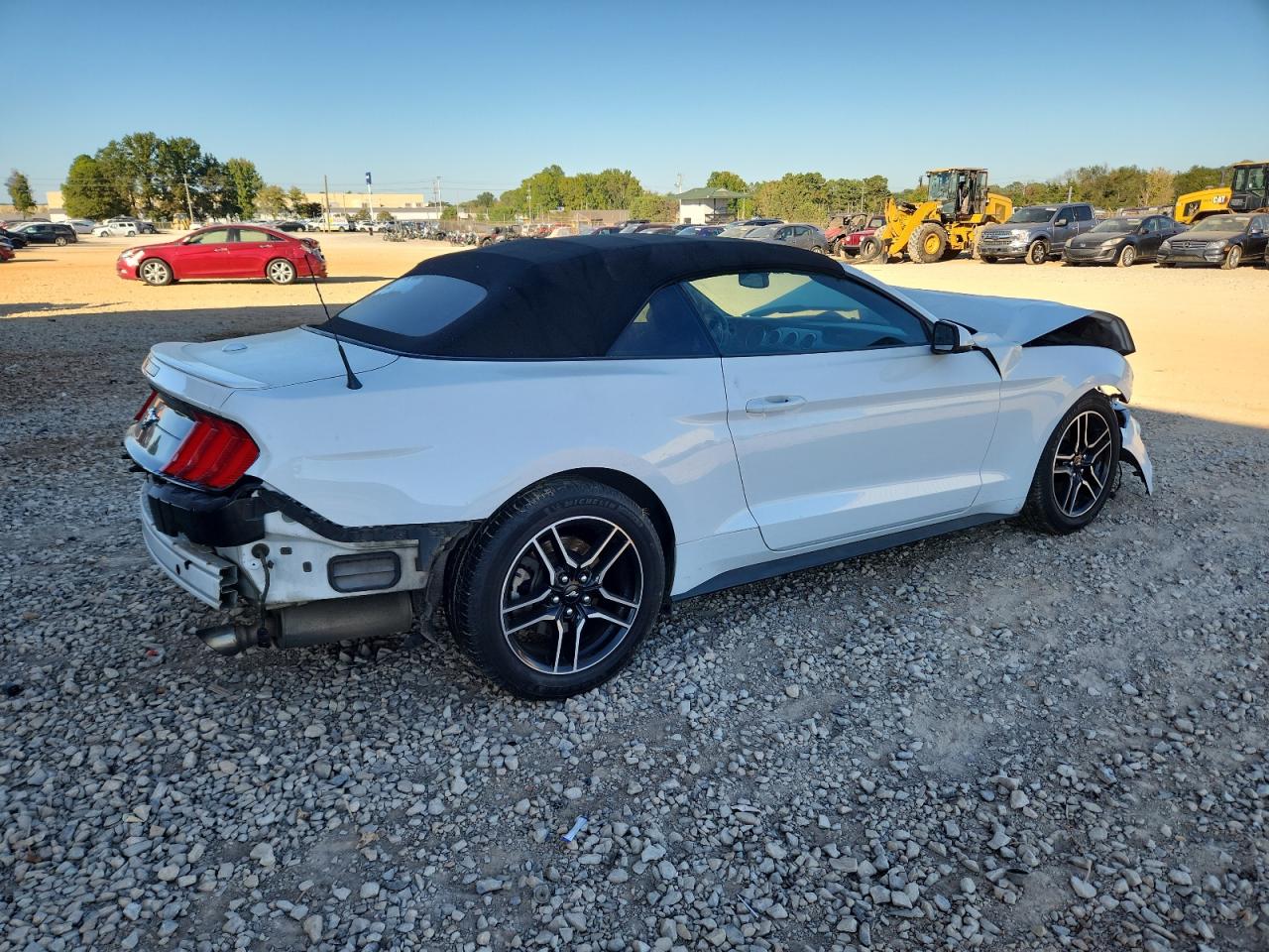 Ford Mustang Image 10