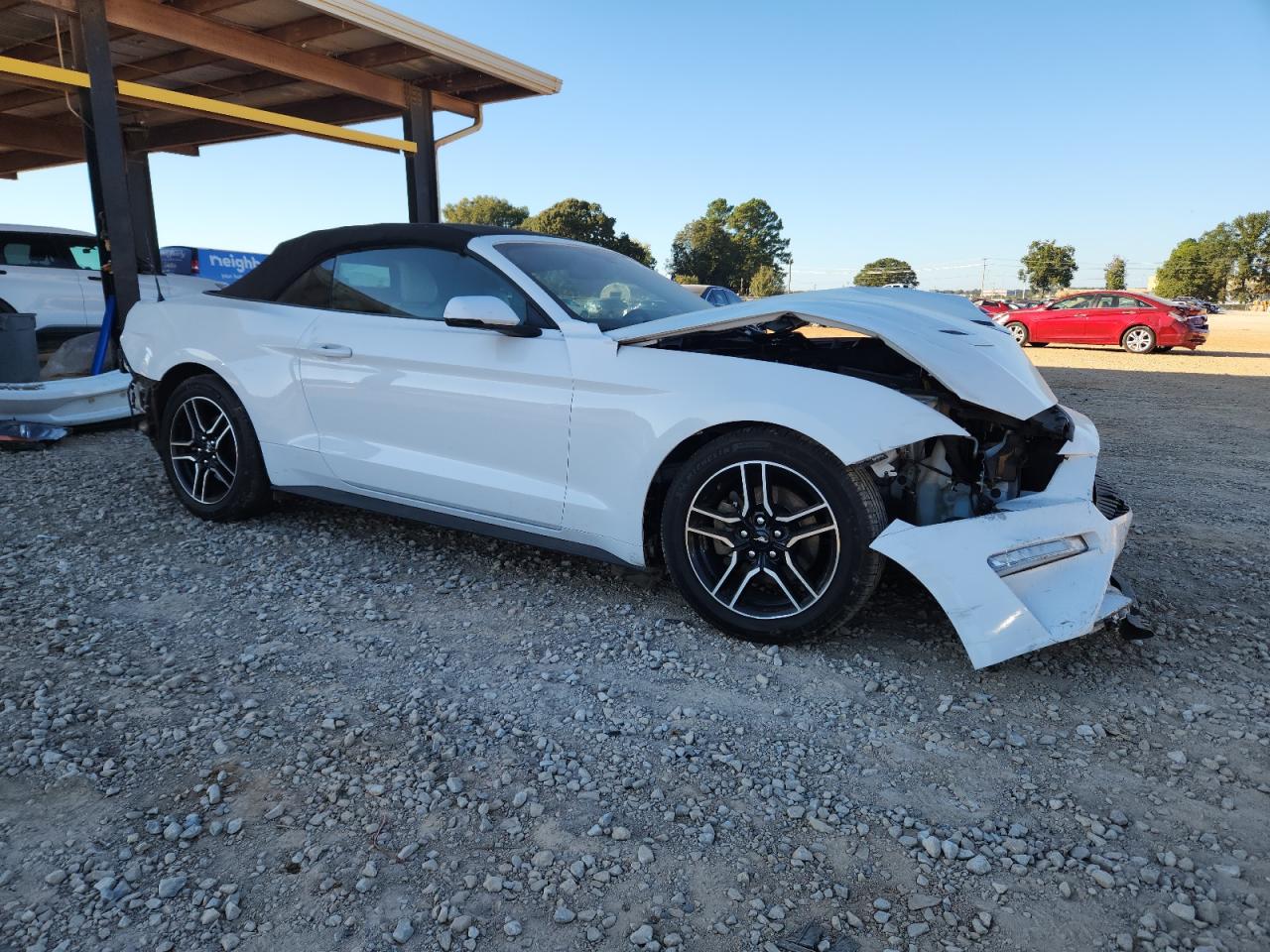 Ford Mustang Image 4