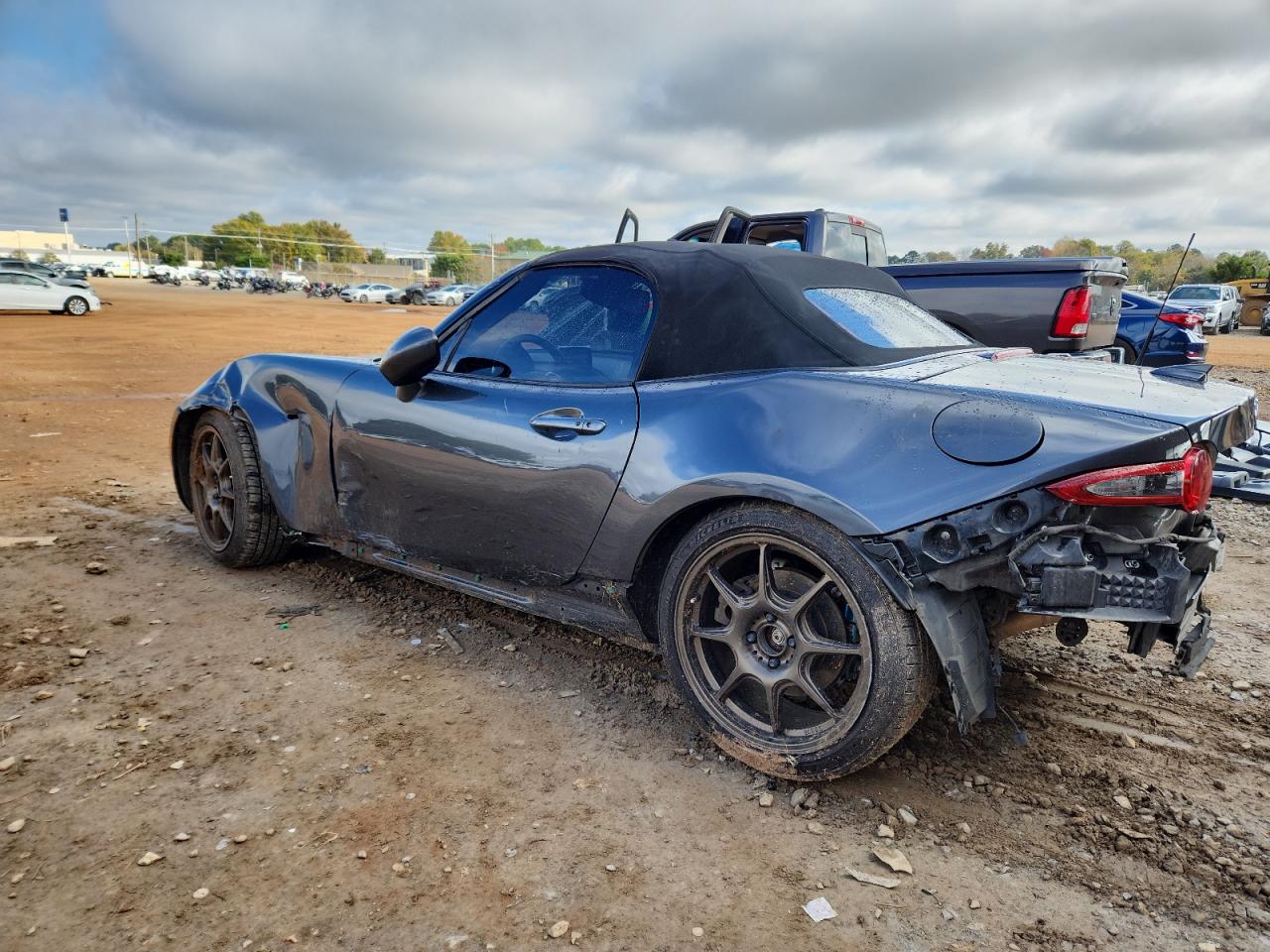 Mazda Mx5 Grand Touring Image 2