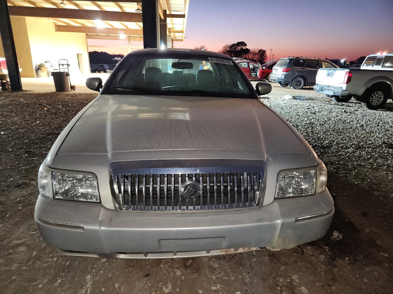 Mercury Grmarquis Ls Image 12