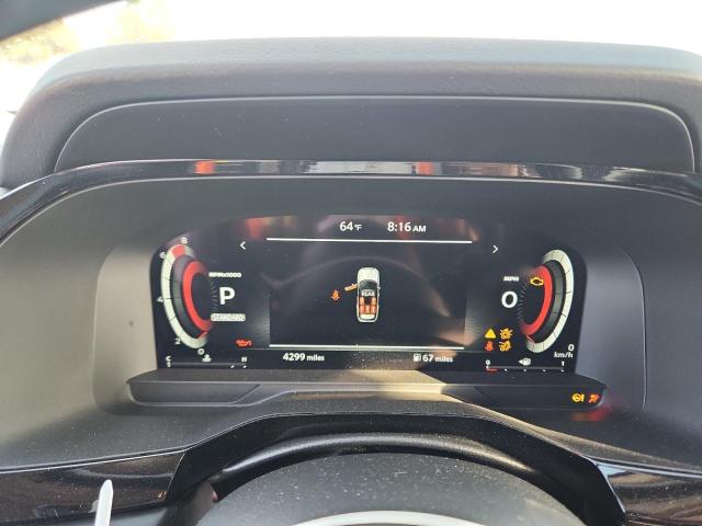 Nissan Pathfinder Platinum Image 10