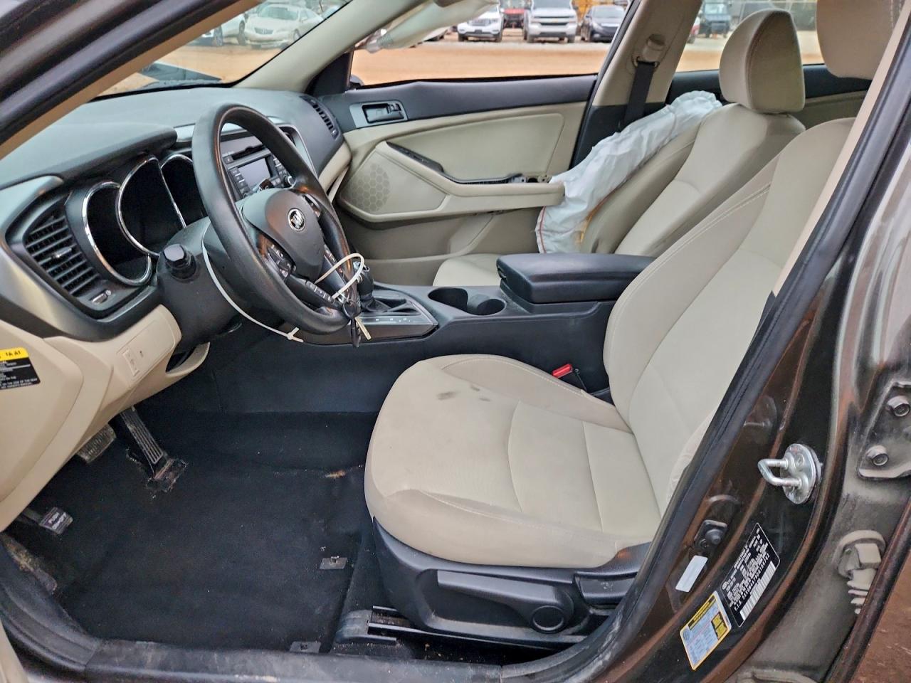 Kia Optima Lx Image 4