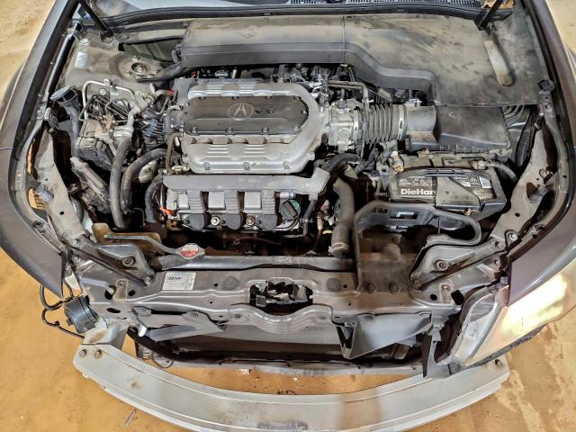 Acura TL Image 8