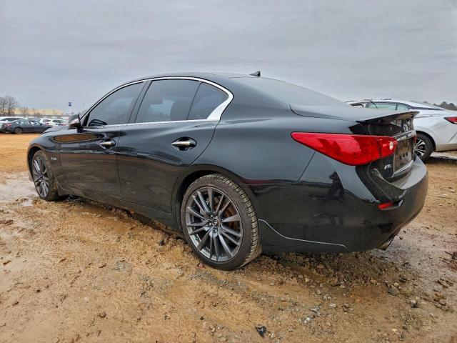 INFINITI Q50 Red Sport 400 Image 12