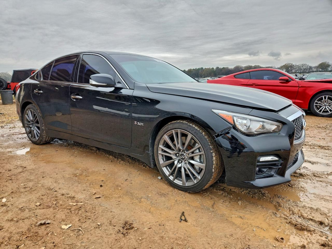 INFINITI Q50 Red Sport 400 Image 10