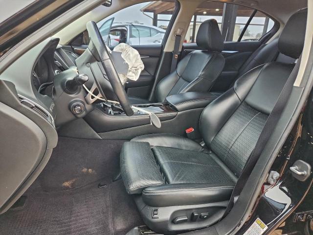 INFINITI Q50 Red Sport 400 Image 6