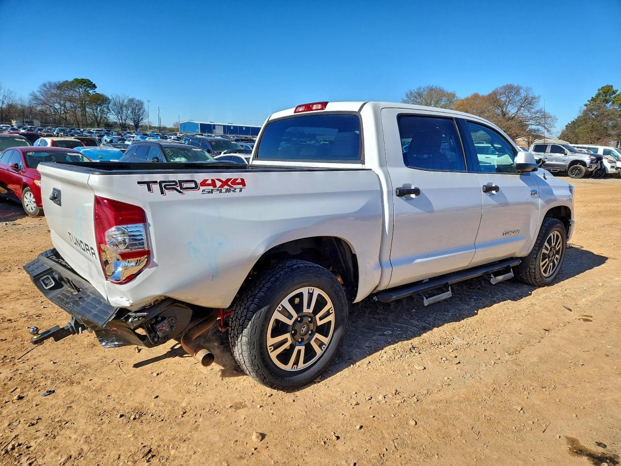 Toyota Tundra Crewmax Sr5 Image 5