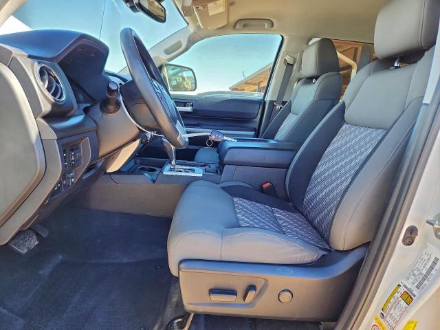 Toyota Tundra Crewmax Sr5 Image 3