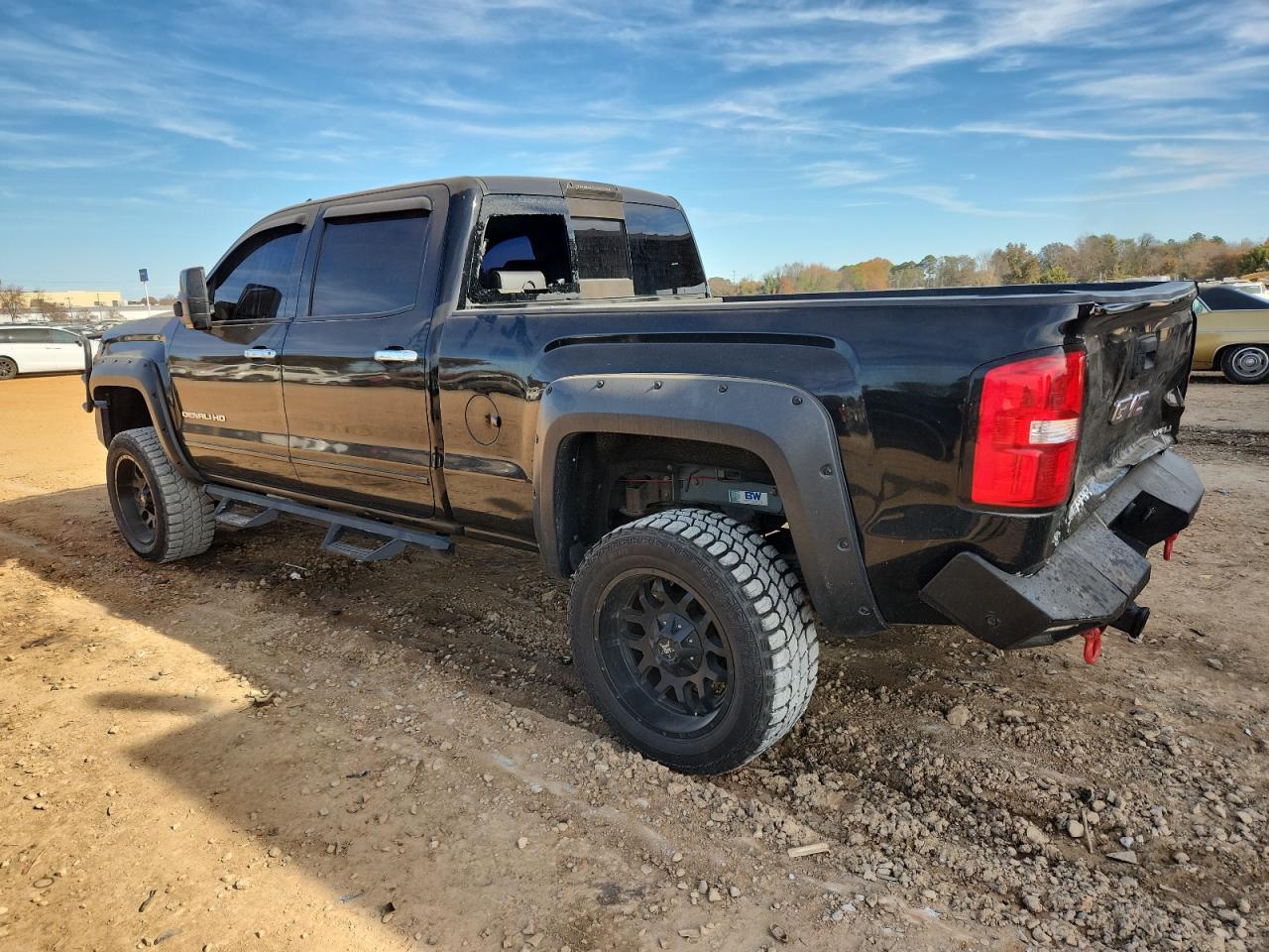 GMC Sierra K3500 Denali Image 9