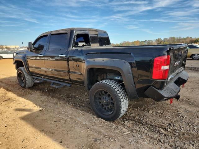 GMC Sierra K3500 Denali Image 9