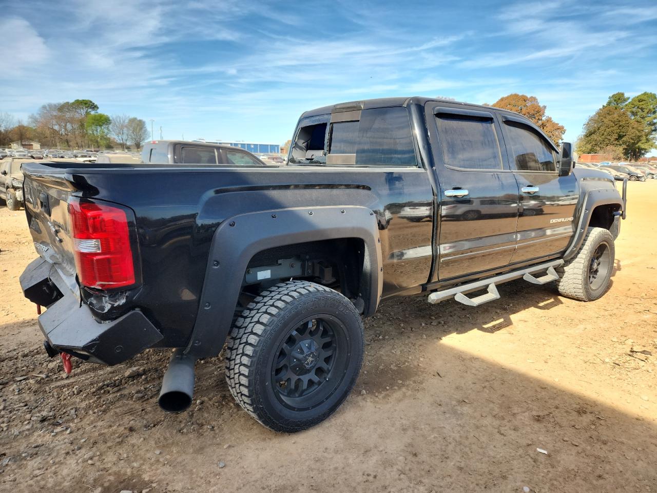 GMC Sierra K3500 Denali Image 6