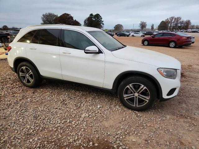 Mercedes-Benz GLC 300 Image 12