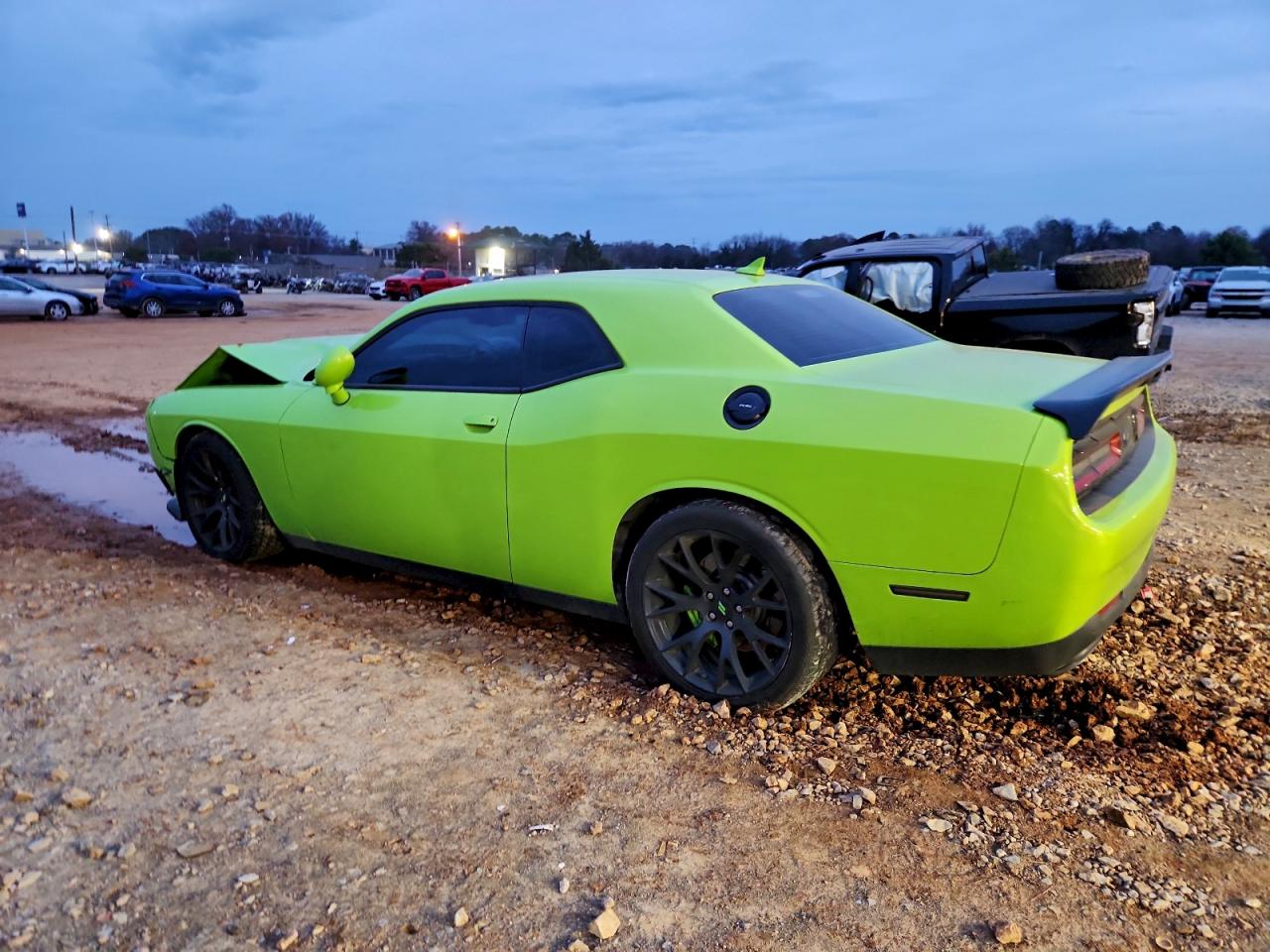 Dodge Challenger R/t Scat Pack Image 13