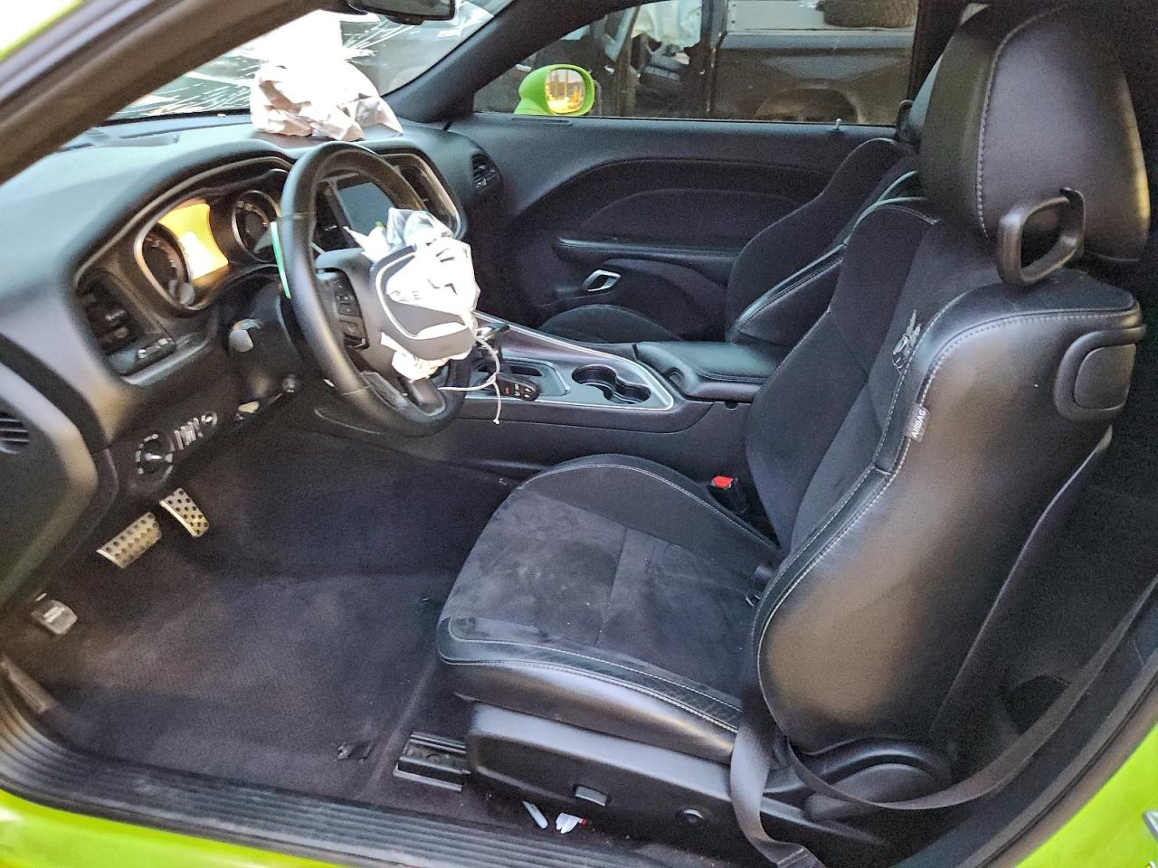 Dodge Challenger R/t Scat Pack Image 7