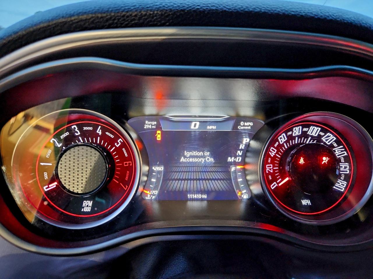 Dodge Challenger R/t Scat Pack Image 3