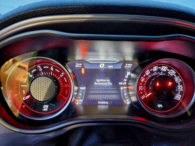 Dodge Challenger R/t Scat Pack Image 3