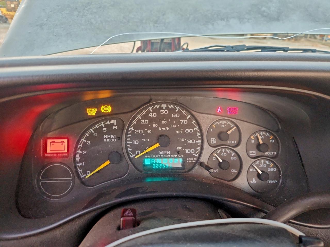 Chevrolet Silverado C1500 Image 8