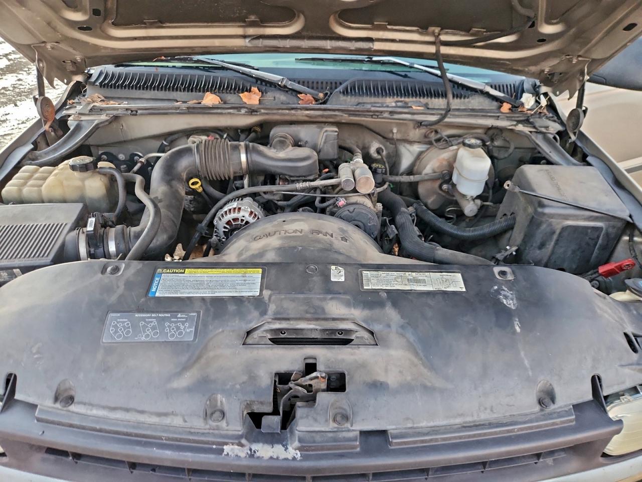 Chevrolet Silverado C1500 Image 6