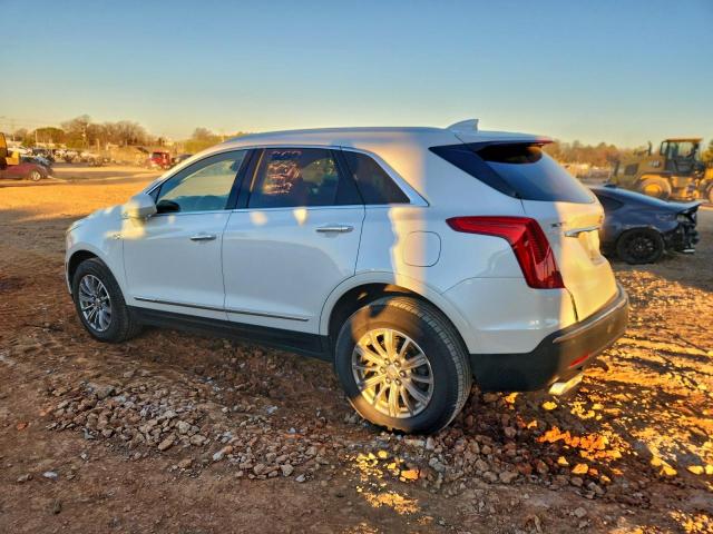 Cadillac XT5 Luxury Image 3