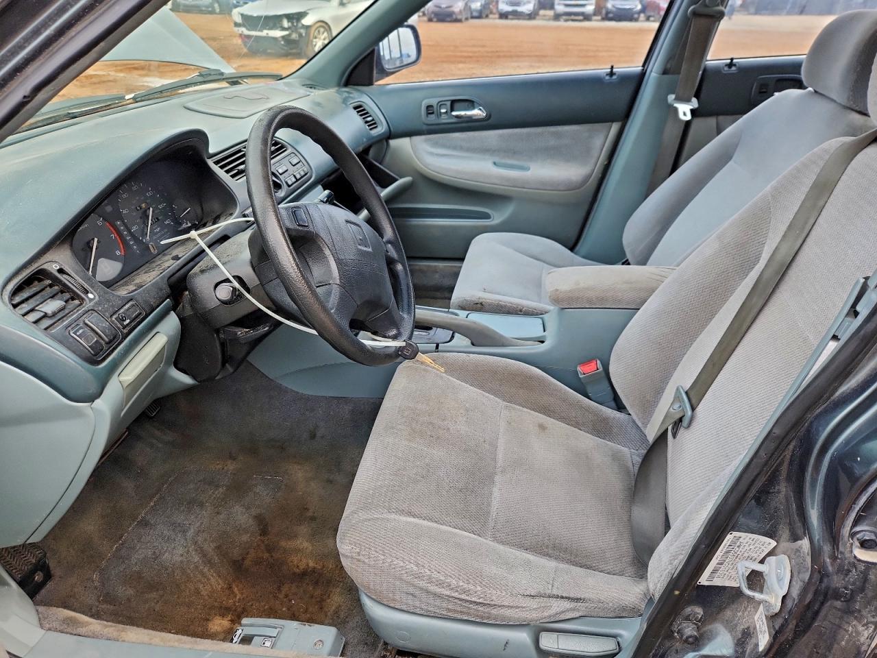 Honda Accord Lx Image 4