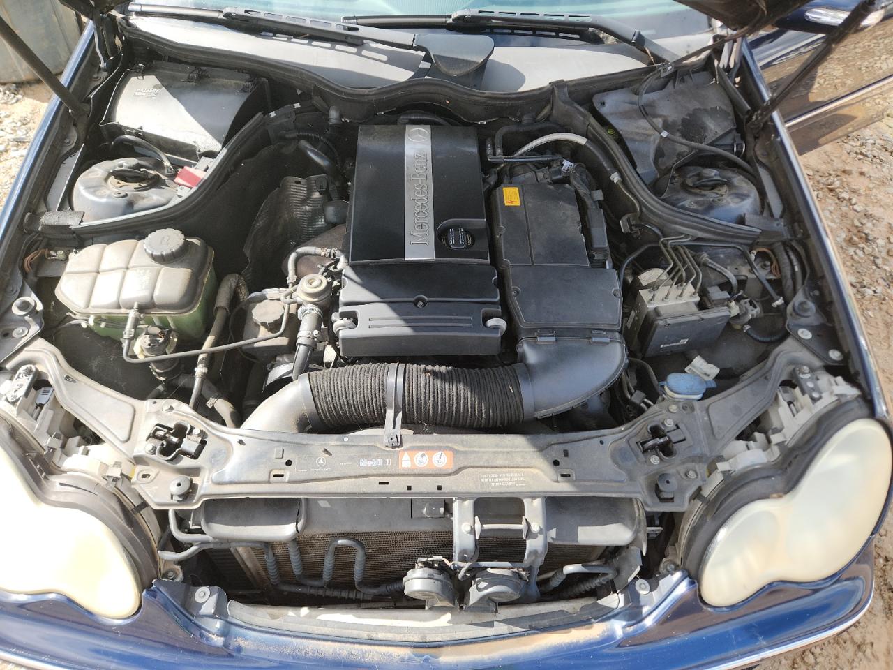 Mercedes-Benz C-Class 230k Sport Sedan Image 12