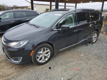  Salvage Chrysler Pacifica