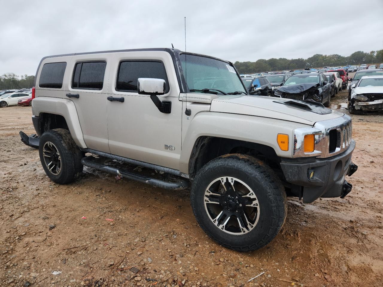 HUMMER H3 Image 10