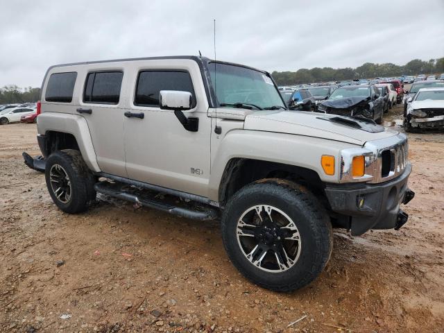 HUMMER H3 Image 10