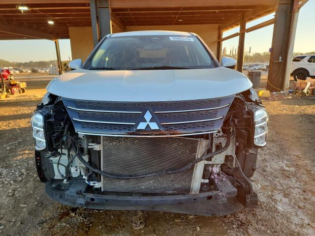 Mitsubishi Outlander Es Image 3