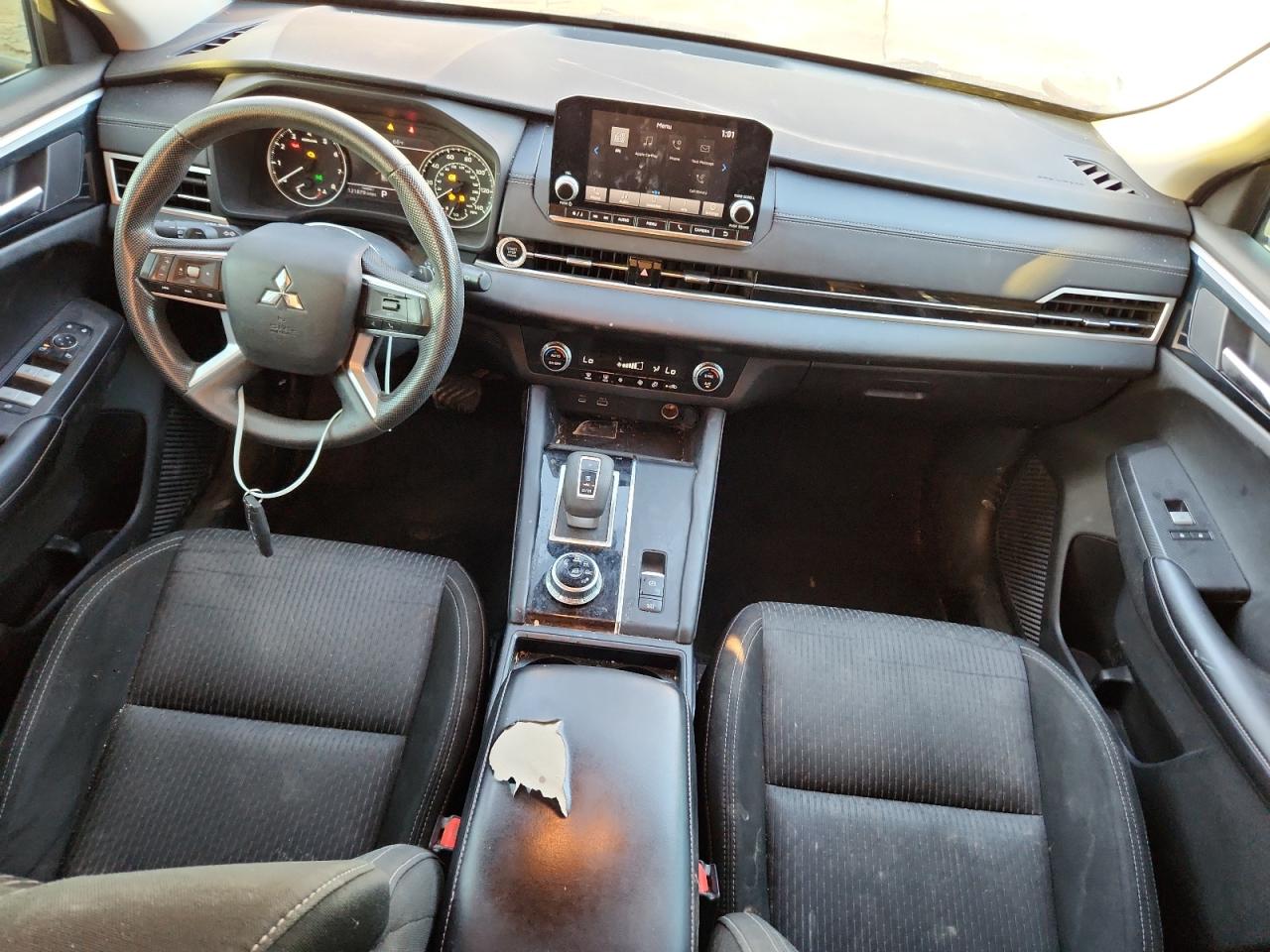 Mitsubishi Outlander Es Image 12