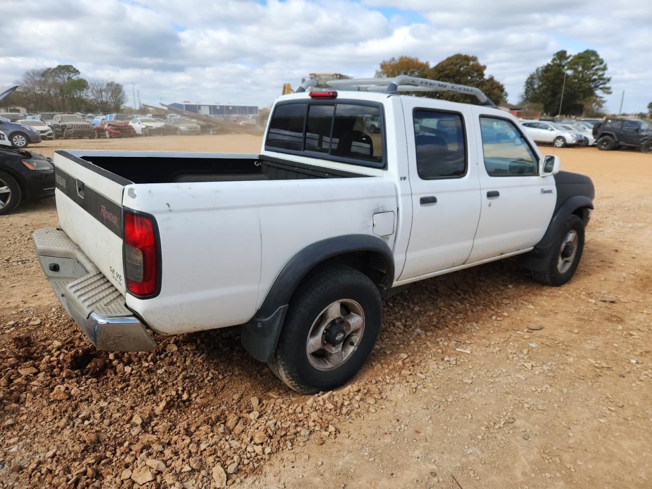 Nissan Frontier Crew Cab Xe Image 3